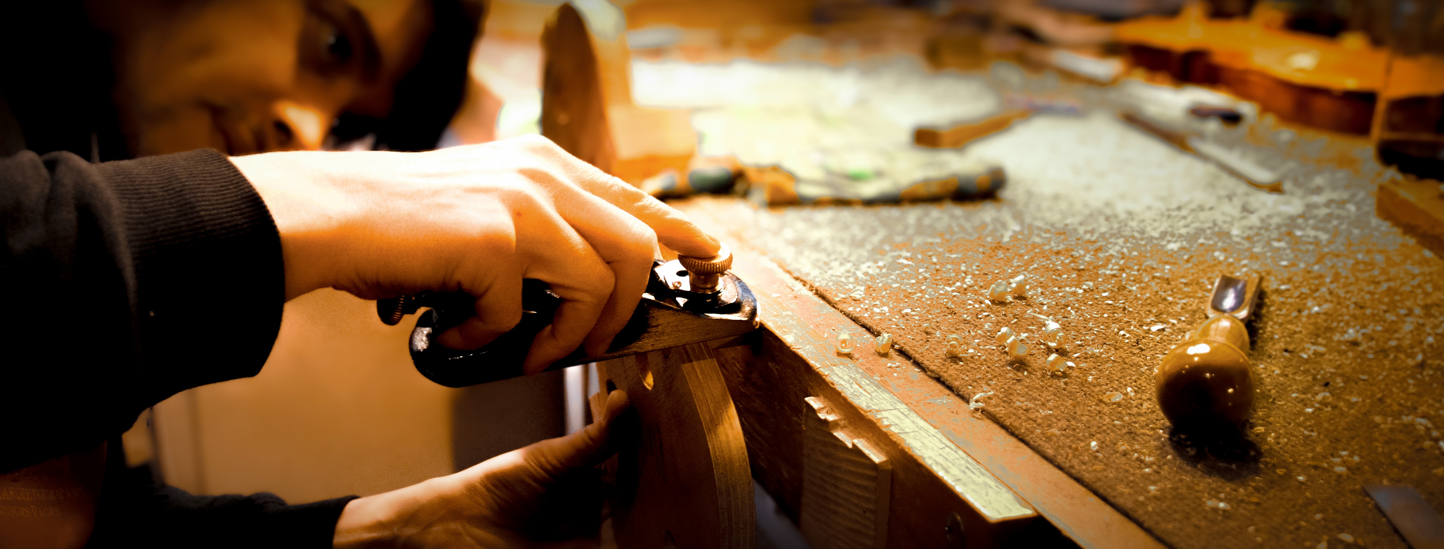 travail-du-luthier.jpg